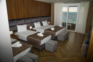 Twin Towers Hotel City & Beach Resort - Shëngjin - 9