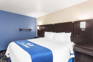 Days Inn & Suites by Wyndham East Flagstaff - Flagstaff - 6