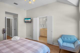 NEW BUILD - King Bed 3 BR/3 BA by Downtown - Houston - 7