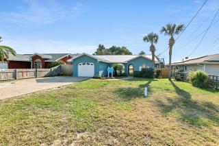 Manatee Summer House - 6