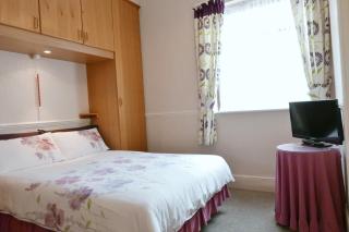 Abbey Guest House - 1