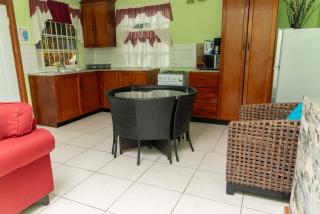 Bougainvillea Apartments 2 - Castries - 1
