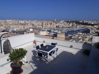 A remarkable 500 years old house of character - Senglea - 0