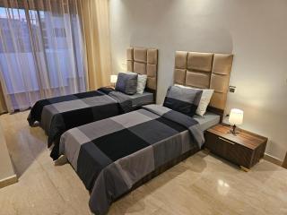 Luxury Living 3 Bedroom Apartment with Garden Terrace and Private Balcony - Casablanca - 6