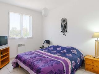 Villa spacieuse 4 pièces, 6 couchages, terrasses ensoleillées, animaux acceptés, parking, proche plage - FR-1-409-127 - Narbonne - 1