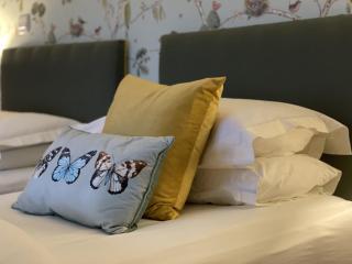 Lancasters Cottage - Horsham - 1