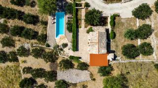 Dalmatian stone villa with heated pool - Lokva Rogoznica - 1