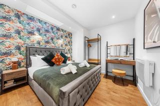 Modern One Bedroom Apartment London - Staines TW18 - London - 0