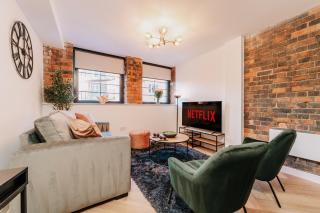 Grade II Stunning City Living, City centre, Fast WiFi, Families, Contractors - Birmingham - 0
