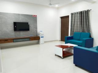 Mythri Retreat Service Apartments - Haiderabad - 0