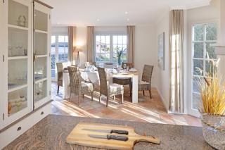 Haus Aurora - List - 2