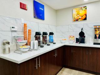 Comfort Inn & Suites Houston I-10 West Energy Corridor - 8