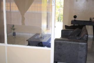 Executive affordable apartment - Pretoria - 7