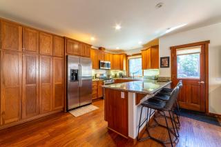 Luxury home close to Village; Garage & Jacuzzi - Mammoth Lakes - 7