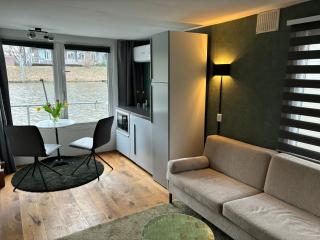 Luxury studio on Robs houseboat special for couples - Amsterdam - 3