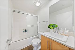 Blue Wave 2BD 2BA Stunning Marina View - Los Angeles - 1