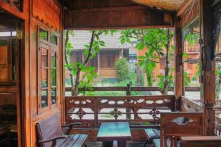 AAA, Omah Kayu, Exclusive Bromo Tour Villa, Managed by Triple A Tour, Including Bromo Jeep Tour and Airport Shuttle - 4