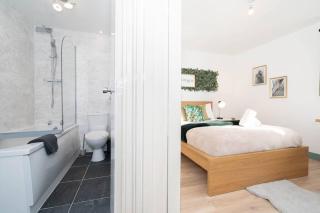 Cosy Three-Storey Townhouse in the Heart of Birmingham - Birmingham - 2