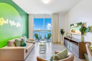 Lovely Apartment-Rooftop Oasis - Bay View - Hollywood - 4