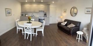 Park Avenue Apartment - 6