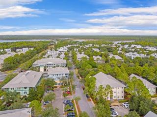 Mari-Lee By The Sea Watercolor 3 Br - 2 Ba - 5