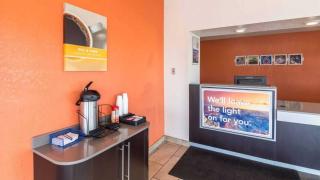 Whitten Inn - Clinton - 4