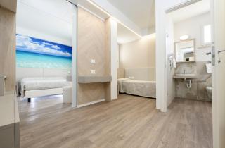 Hotel Harmony con Piscina panoramica - 5