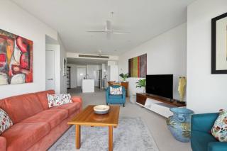 Balcony with Gardens&River views by Stylish Stays - 0