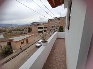 Habitación doble con balcón. bonita vista - Cajamarca - 7