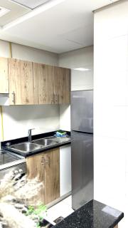 Elegant King Bed Brand NEW 1 bhk Marina Bay - Dubai - 2
