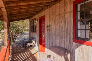 Hi-Line Resort - Tow - 8