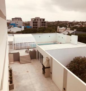 Quequen frente al mar con pileta climatizada - 7