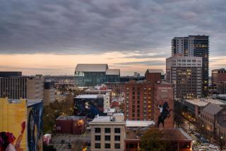 Moxy Houston Downtown - 4