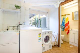 Walk to beach, quiet location - 2 night minimum stay - 1