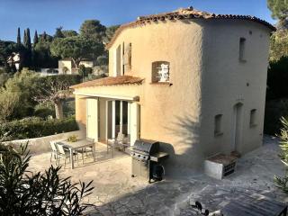 Petite villa 4 pers, plage à 1 km, tout confort, animaux acceptés - FR-1-768-64 - Les Issambres - 0
