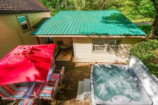 Hillside Hideaway - Logan - 6