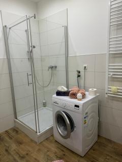 Luxuriöse Wohnung mit eigenem Garten - 4