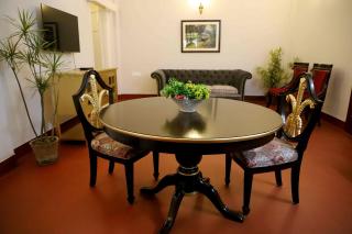 Heritage Home in Central Kolkata - 9
