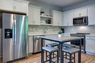 The Cleveland - Chic & Cozy Haven With Garage - Nashville - 9