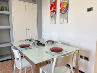 Spazioso Apt vicino Stazione - Posto Auto - Treviso - 1