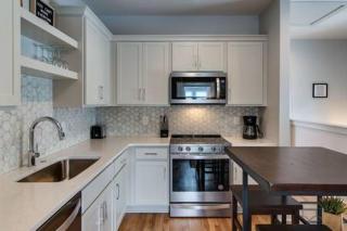 Chic East Nashville Townhouse Retreat - 1