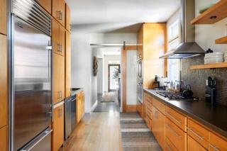 Luxury 4BR Retreat Near Downtown - 1