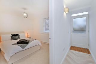 Ferryhill Place - 3