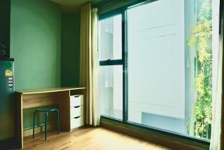 Hip and funky apartment silom Soi 3, with rooftop view - Bangkok - 4