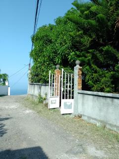 STUDIO / HAUT DE VILLA / / VUE SUR MER / SALONORAT - Bouillante - 7