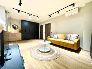 YamaFly Apartaments - Urban Retreat - Lotus Retail Park - Oradea - 2