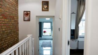 Luxury London house sleeps 13, 2 minutes to metro - 9