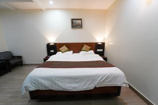Dvr Mansion - Kurnool - 4