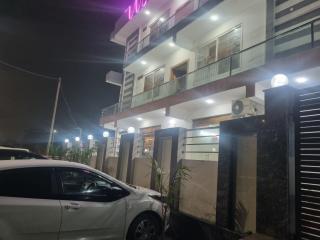 Hotel Galaxy Inn - Greater Noida - 7