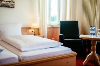 Deutenhof Hotel, Restaurant & Veranstaltung - Bad Abbach - 9